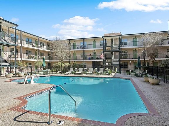 4th image of 2712 Whitney Pl APT 526