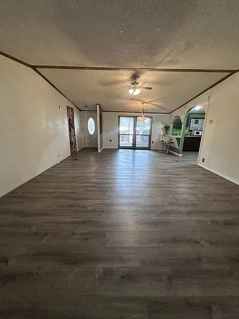 7207 County Road 225 — Photo 3