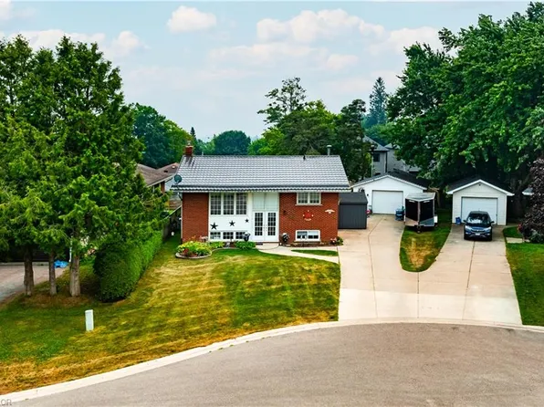 26 Baker Ct, Grand Valley, ON L9W 5L6