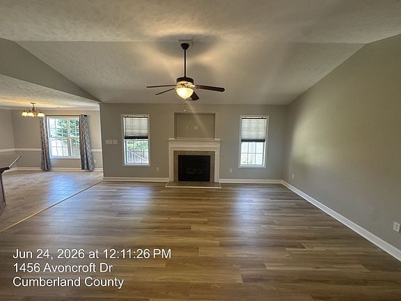5th image of 1456 Avoncroft Dr