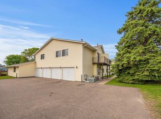 133 96th Ln NE, Blaine, MN 55434
