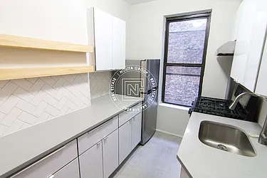 Rented by Nolita Group