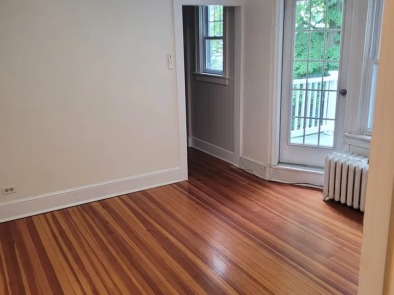 442 New Scotland Ave #D — Photo 4