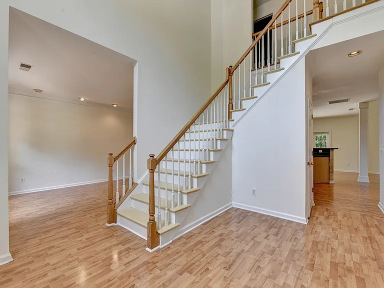 873 Red Rock Ct — Photo 8