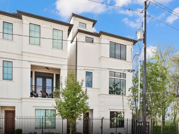 2767 Freund St, Houston, TX 77003