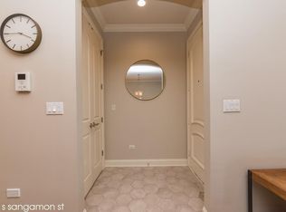 106 S Sangamon St #1614, Chicago, IL 60607