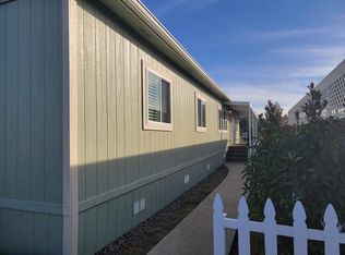 219 Kingsley St, Grants Pass, OR 97526