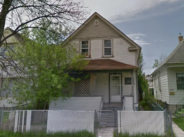 672 Pritchard Ave, Winnipeg, MB R2W 2K7