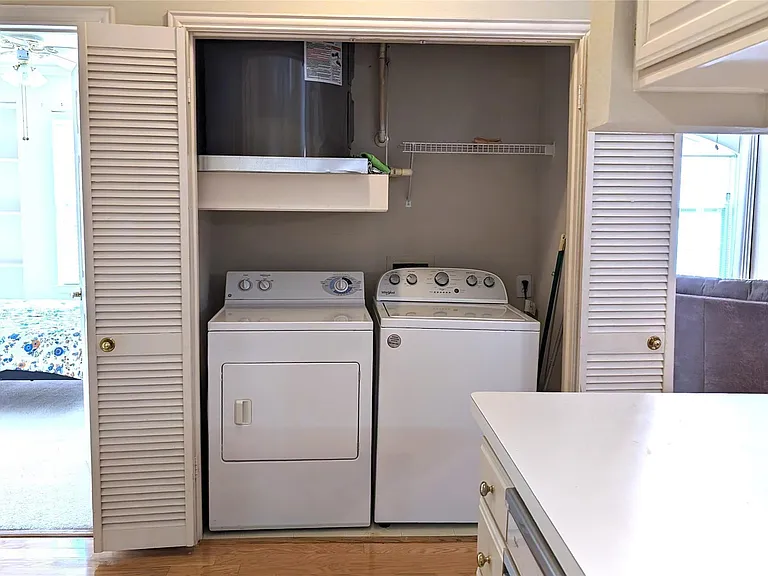 2111 Welch St #B208 — Photo 20