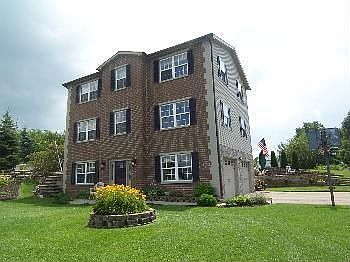 1st image of 14361 Limerick Ln