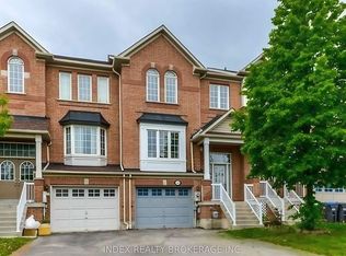 6586 Opera Glass Cres E, Mississauga, ON L5W 1R9