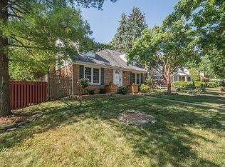 2211 Walter Dr, Ann Arbor, MI
