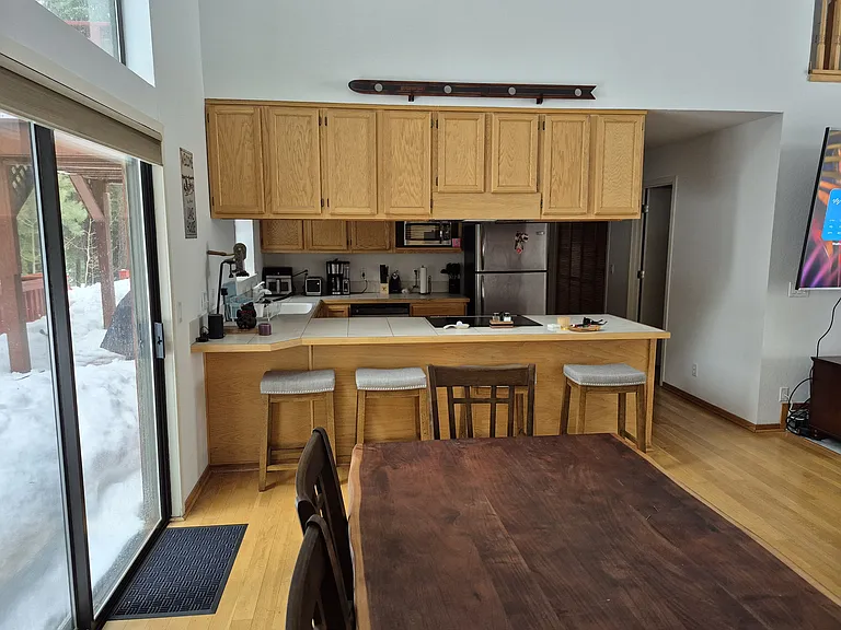 11059 Zermatt Dr — Photo 8