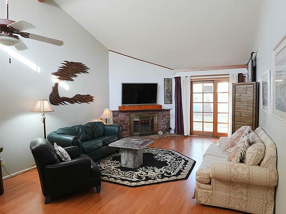 4th image of 1527 S RIVER Drive