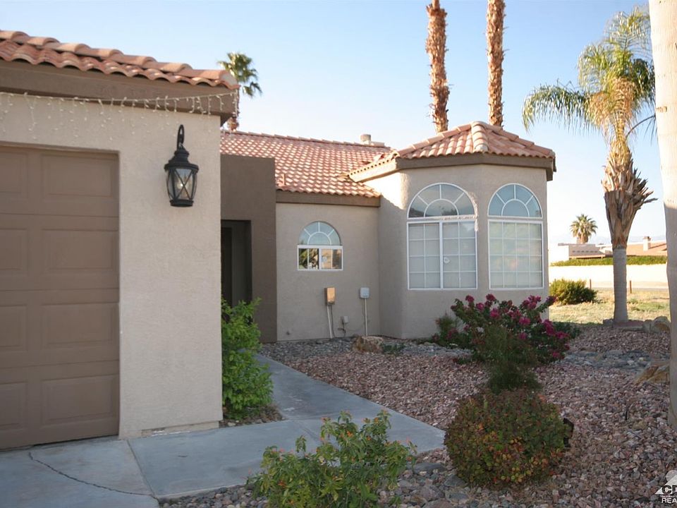 2nd image of 30525 Avenida Del Padre