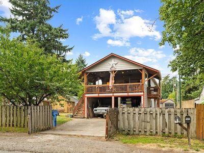1425 S 6th Avenue, Kelso, WA, 98626