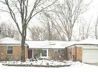 868 Baylor Rd, Rochester Hills, MI 48309