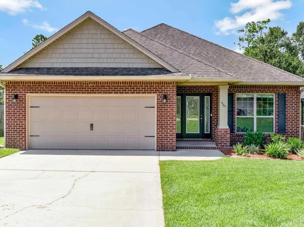 909 Deniro Ct, Cantonment, FL 32533