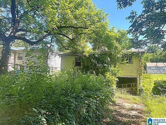 4th image of 1609 34th St
