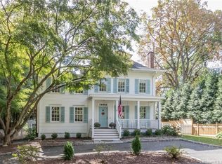 11 Prospect Ave, Darien, CT 06820