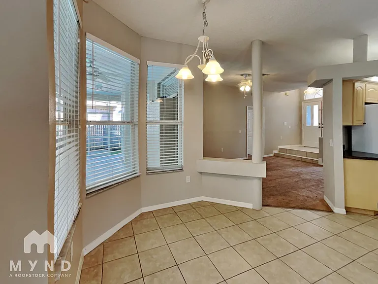 7026 Captiva Cir — Photo 11