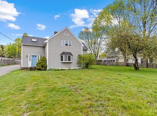 17 Whitcomb Rd, Scituate, MA 02066