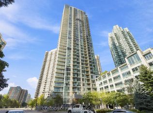 225 Webb Dr #2808, Mississauga, ON L5B 4P2