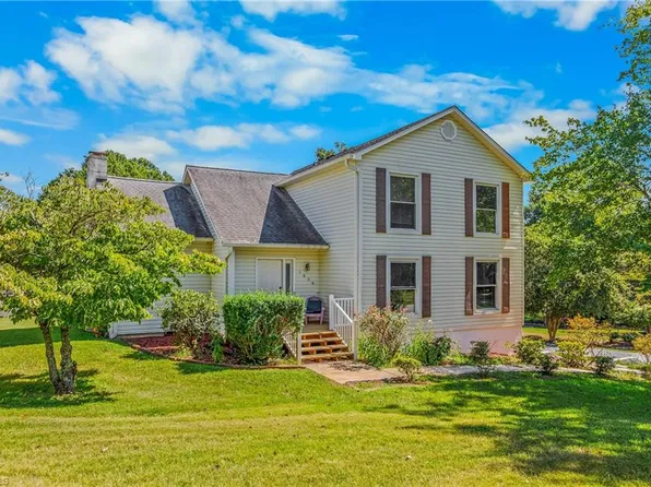 1859 Ellison Creek Rd, Lewisville, NC 27023