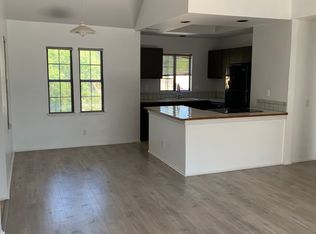 1025 Via Zapata APT 304, Riverside, CA 92507