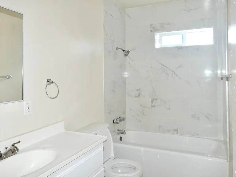 1036-1040 Dawson Ave — Photo 6