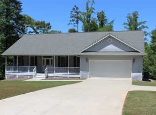 304 Fond Du Lac Dr, Central, SC 29630