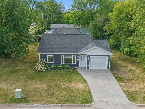 5729 Oakes Ave, Superior, WI 54880