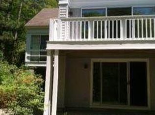 142 Coonamessett Cir, East Falmouth, MA 02536
