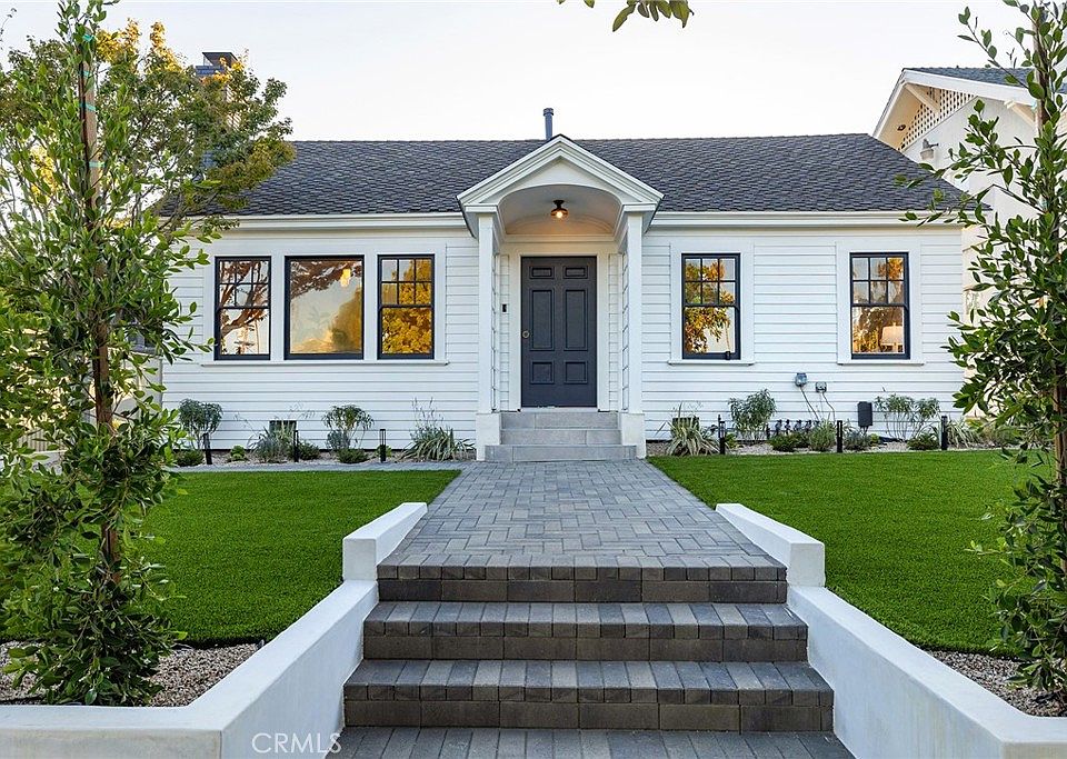 1st image of 111 N Wilton Pl