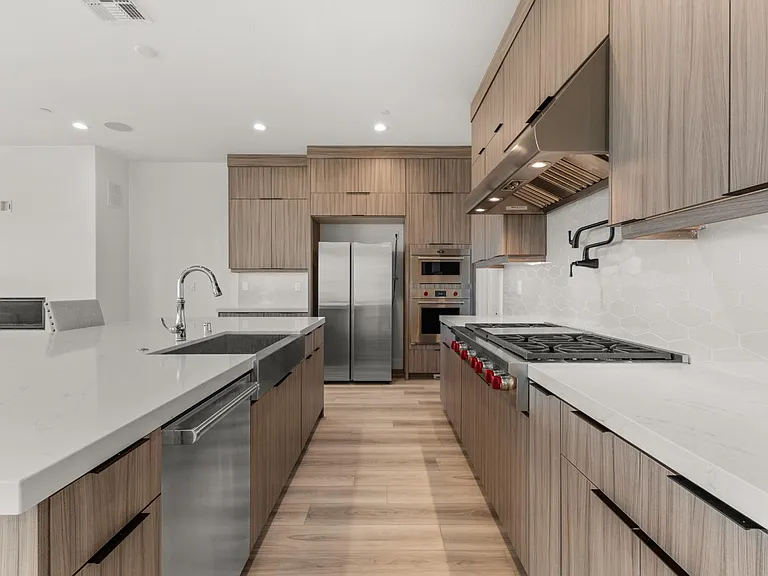 6162 Kings Peak Dr — Photo 10
