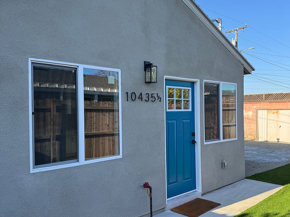 1st image of 10435 1/2 Somerset Blvd
