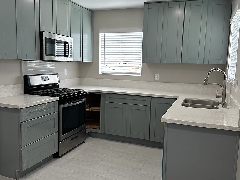2273 W Dunlop St — Photo 2