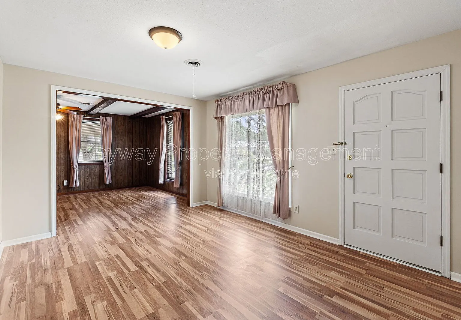 3 bed, 2.0 bath, 1534 sqft, $1,685 — Photo 3
