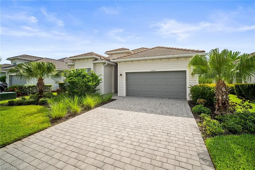 3 bed, 2.0 bath, 2247 sqft, $12,000 — Photo 1
