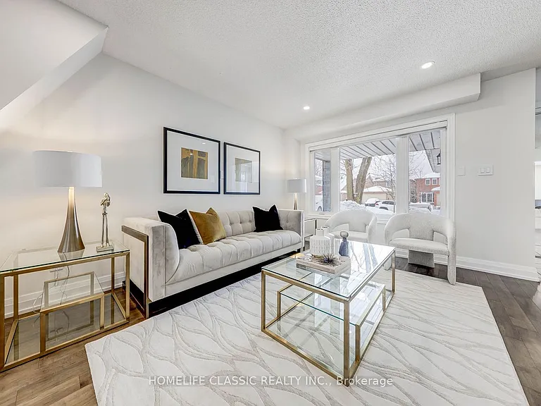 56 Gray Cres #MAIN 2ND FLOOR — Photo 9