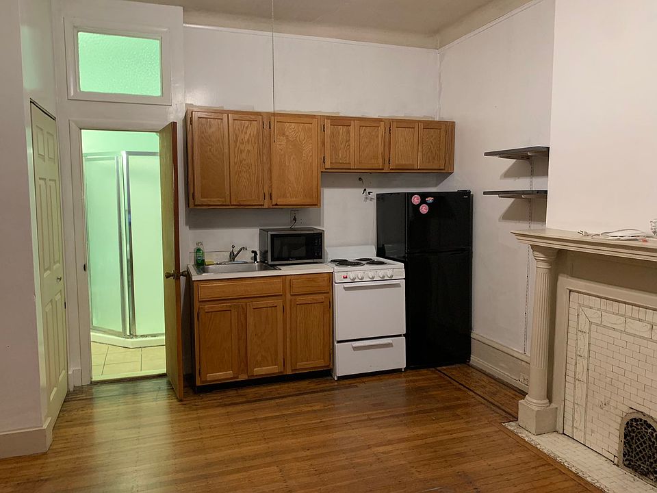 1st image of 4412 Pine St #1F
