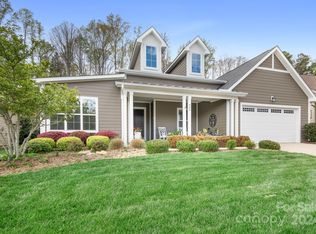 662 Tallulah Falls Dr, Denver, NC 28037