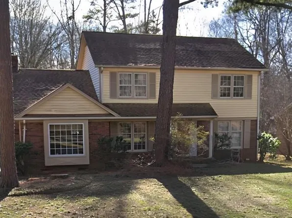 7407 Limerick Dr, Charlotte, NC 28270