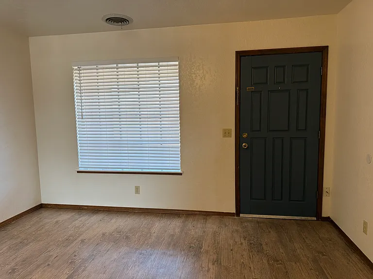115 Jill Way #115 — Photo 1