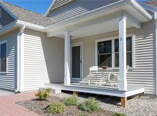 1 Headland Ln, Cape Elizabeth, ME 04107