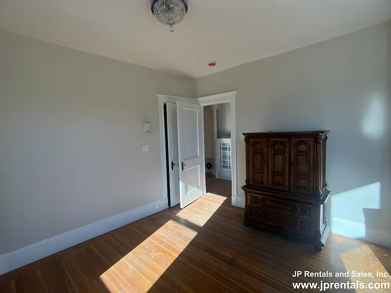 1 Arborway — Photo 30