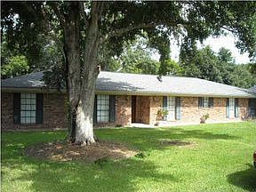1st image of 605 Evergreen Dr
