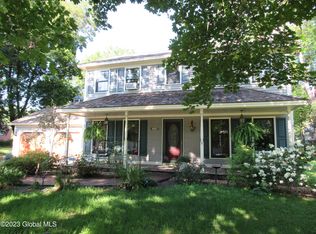 20 Washburn Dr, Hudson Falls, NY 12839