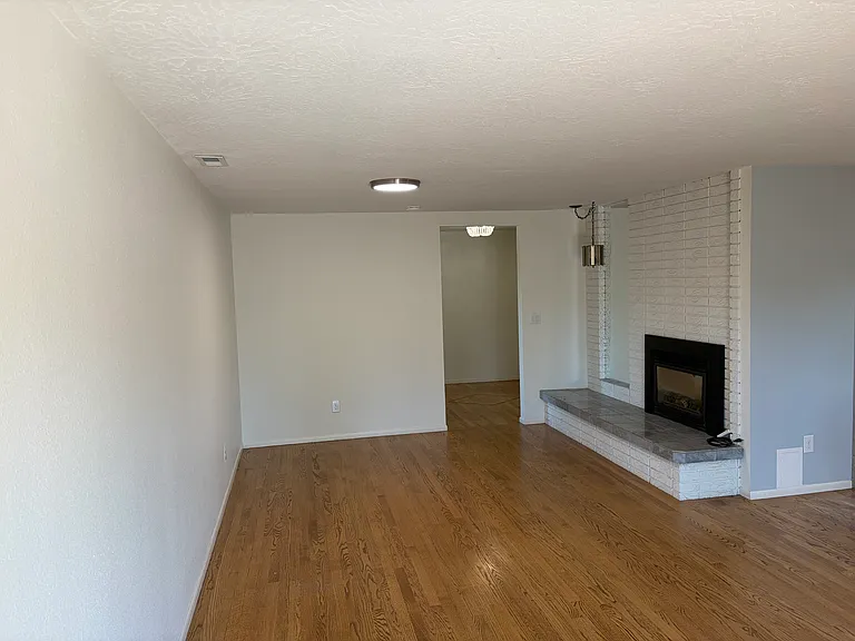9307 NW 20th Ave — Photo 21
