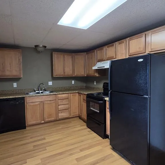 1616 Cannon St #19 — Photo 2